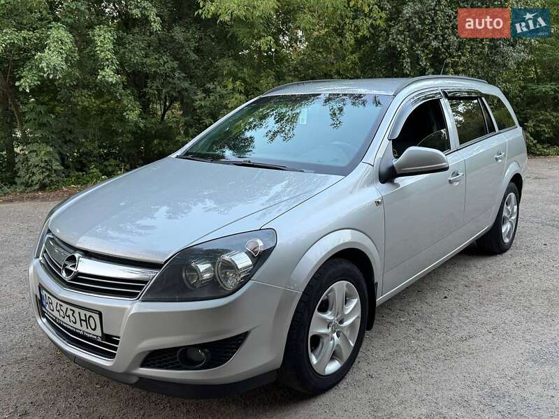 Opel Astra 2013