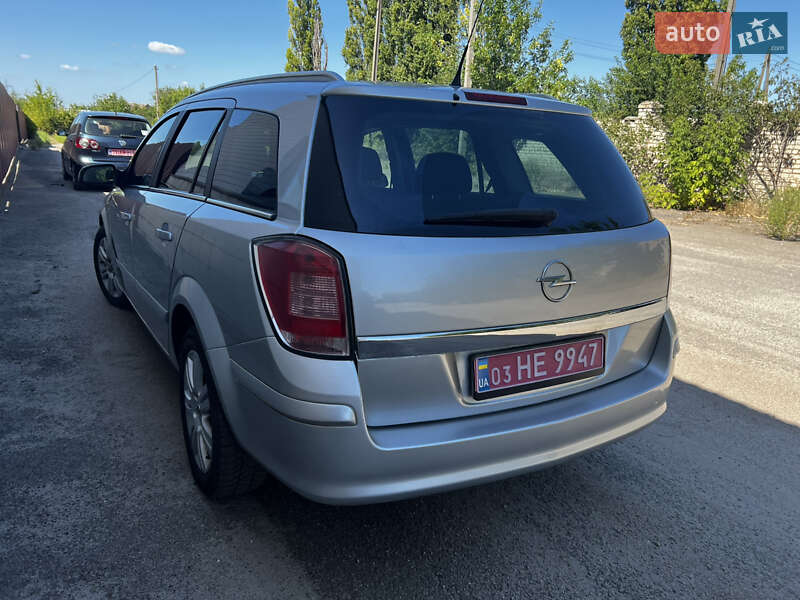Универсал Opel Astra 2009 в Никополе
