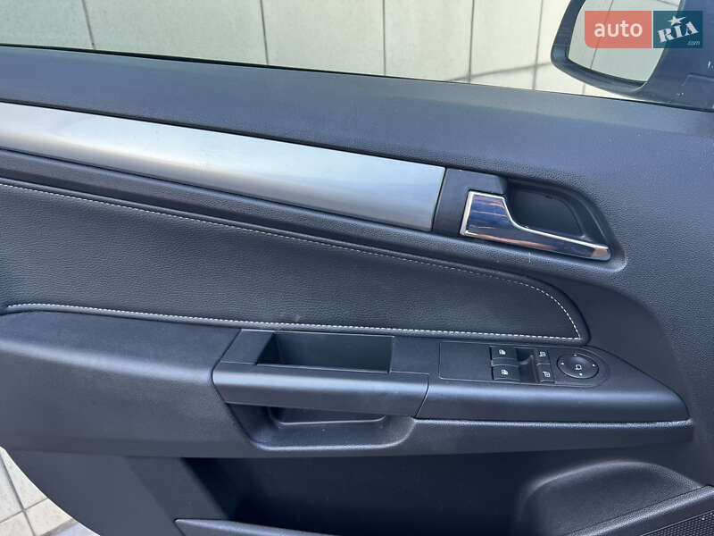 Универсал Opel Astra 2009 в Никополе