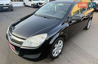 Универсал Opel Astra 2009 в Луцке