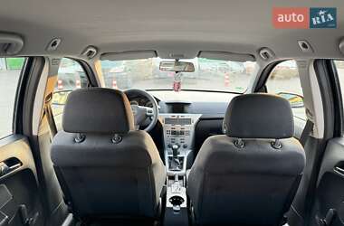 Универсал Opel Astra 2009 в 