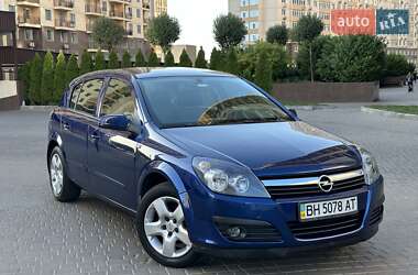 Хэтчбек Opel Astra 2007 в Одессе