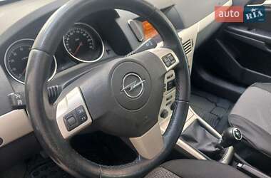 Универсал Opel Astra 2008 в 