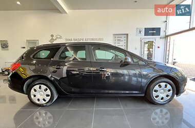 Универсал Opel Astra 2015 в 