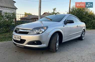 Кабриолет Opel Astra 2008 в Балте