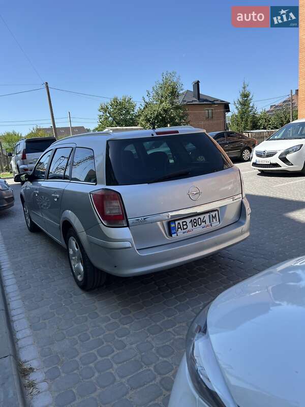 Универсал Opel Astra 2007 в Виннице