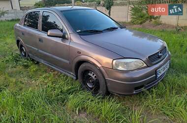 Хетчбек Opel Astra 1998 в Івано-Франківську