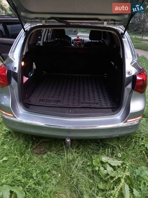 Універсал Opel Astra 2015 в Києві фото 6 Універсал Opel Astra 2015 в Києві