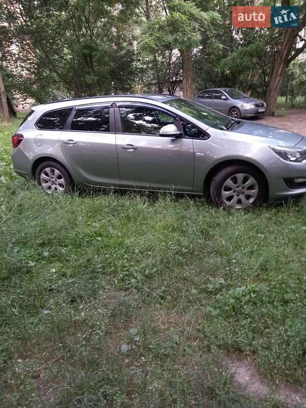 Універсал Opel Astra 2015 в Києві фото 3 Універсал Opel Astra 2015 в Києві