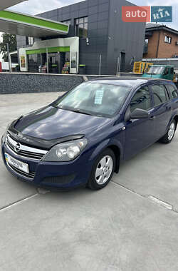 Универсал Opel Astra 2010 в Белой Церкви