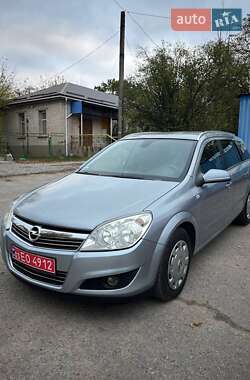 Універсал Opel Astra 2008 в Кропивницькому