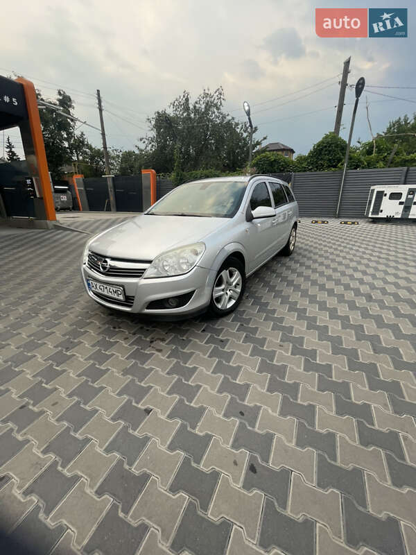 Универсал Opel Astra 2008 в Харькове