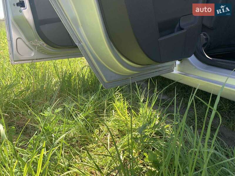 Хэтчбек Opel Astra 2004 в Березане