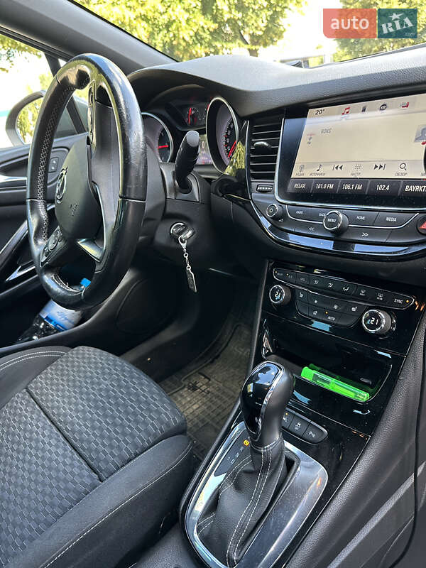 Универсал Opel Astra 2018 в Черкассах