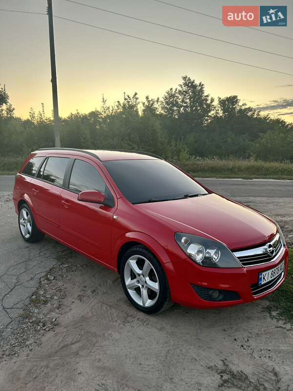 Универсал Opel Astra 2007 в Киеве