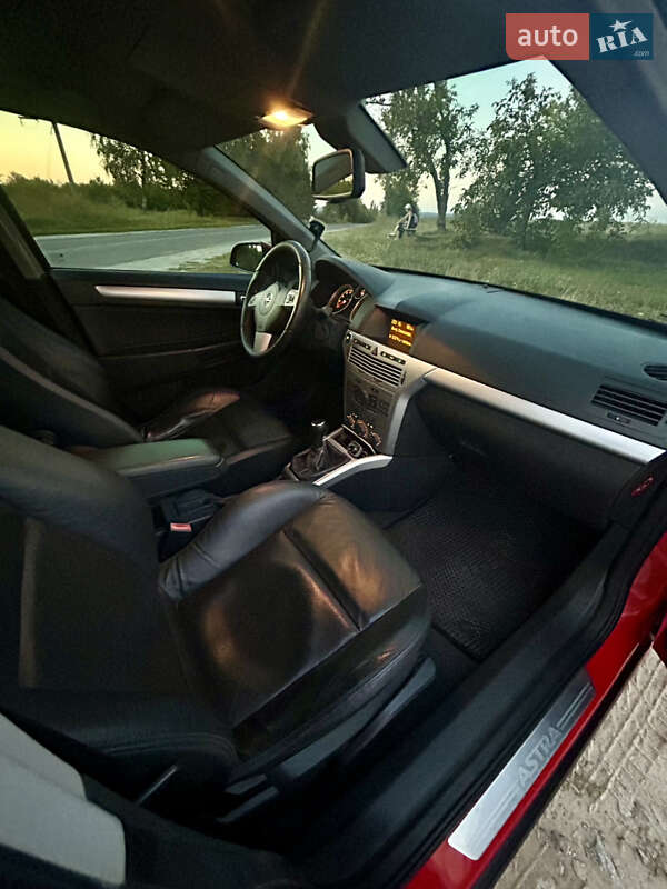 Универсал Opel Astra 2007 в Киеве