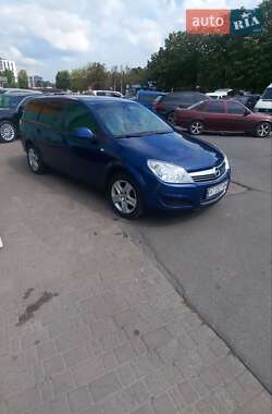 Универсал Opel Astra 2009 в Ивано-Франковске