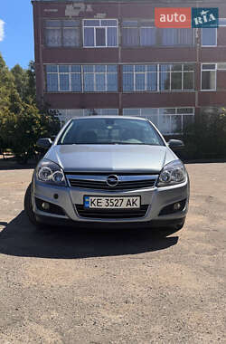 Универсал Opel Astra 2009 в 