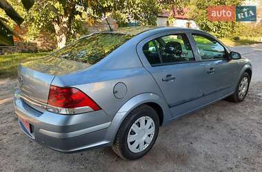 Седан Opel Astra 2008 в 