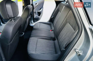 Универсал Opel Astra 2012 в 
