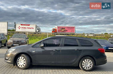 Универсал Opel Astra 2013 в 