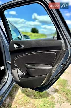 Универсал Opel Astra 2014 в 