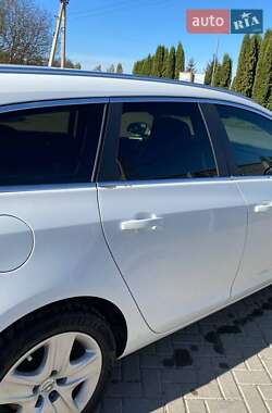 Универсал Opel Astra 2012 в 