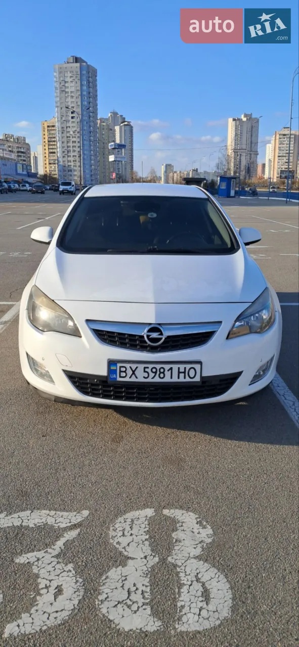 2011 Opel Astra - мініатюра 19