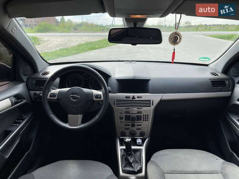 Універсал Opel Astra 2007 в Львові