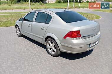 Седан Opel Astra 2008 в Кропивницькому