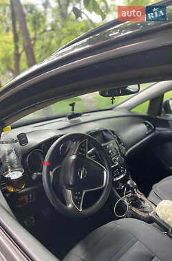 Универсал Opel Astra 2012 в Киеве