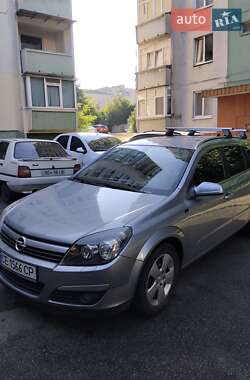 Универсал Opel Astra 2005 в Черновцах