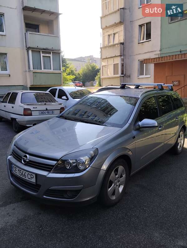 Универсал Opel Astra 2005 в Черновцах