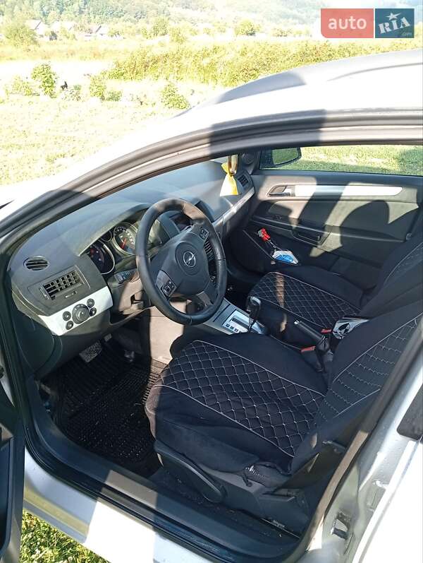 Универсал Opel Astra 2006 в Ждениеве фото 10 Универсал Opel Astra 2006 в Ждениеве