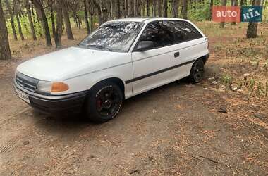 Хэтчбек Opel Astra 1992 в Запорожье