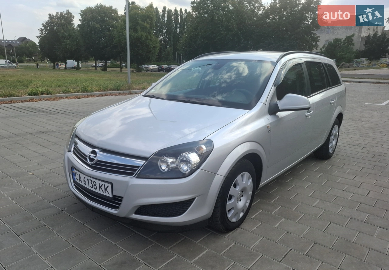 2010 Opel Astra - мініатюра 20
