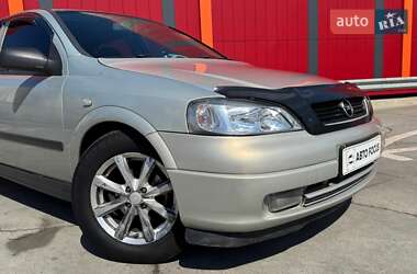 Седан Opel Astra 2007 в 