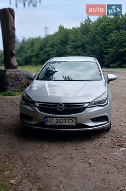 Универсал Opel Astra 2016 в Калуше