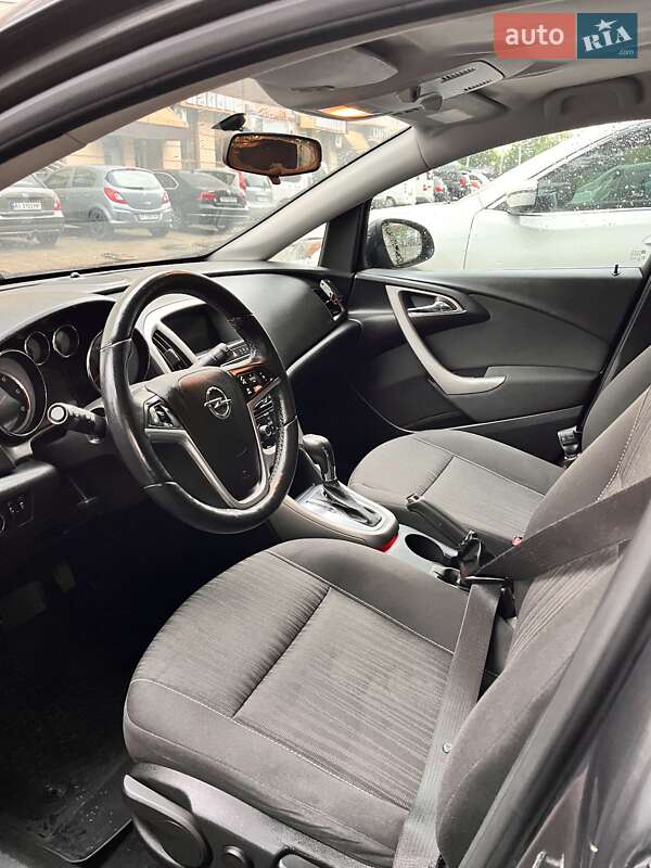 Opel Astra 2012 Opel Astra 2012