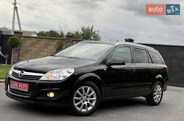 Універсал Opel Astra 2008 в Луцьку