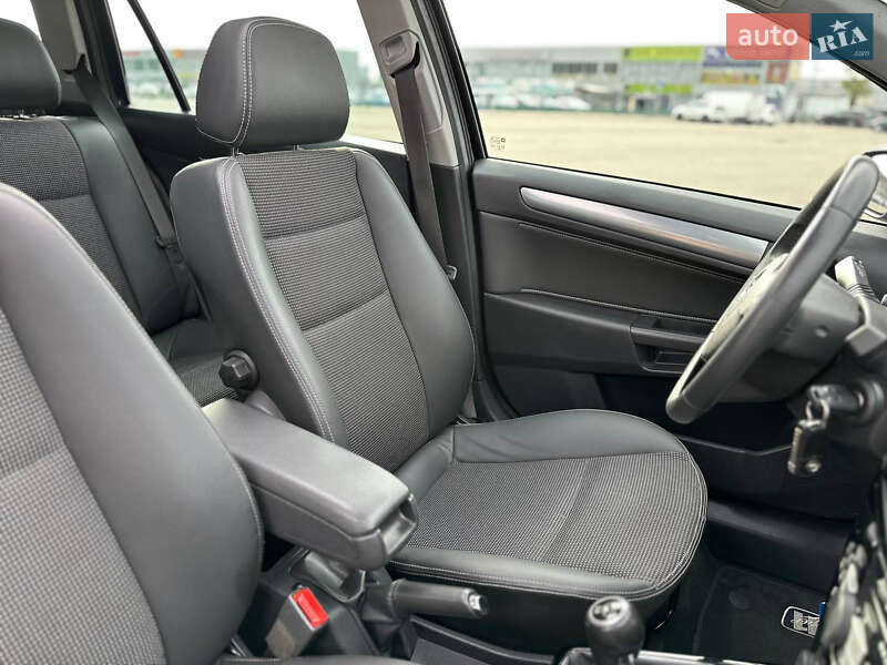 Универсал Opel Astra 2009 в Харькове