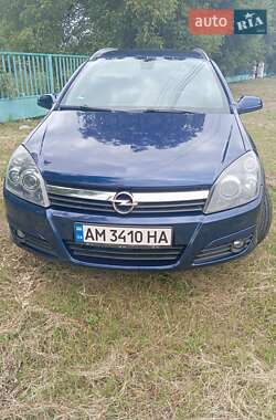 Универсал Opel Astra 2004 в Христиновке
