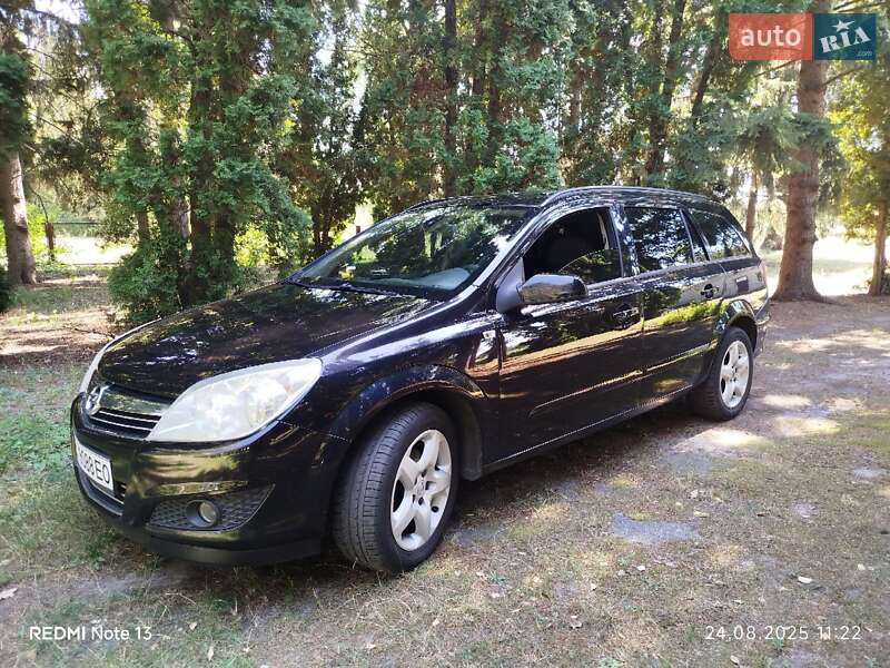 Універсал Opel Astra 2007 в Миргороді