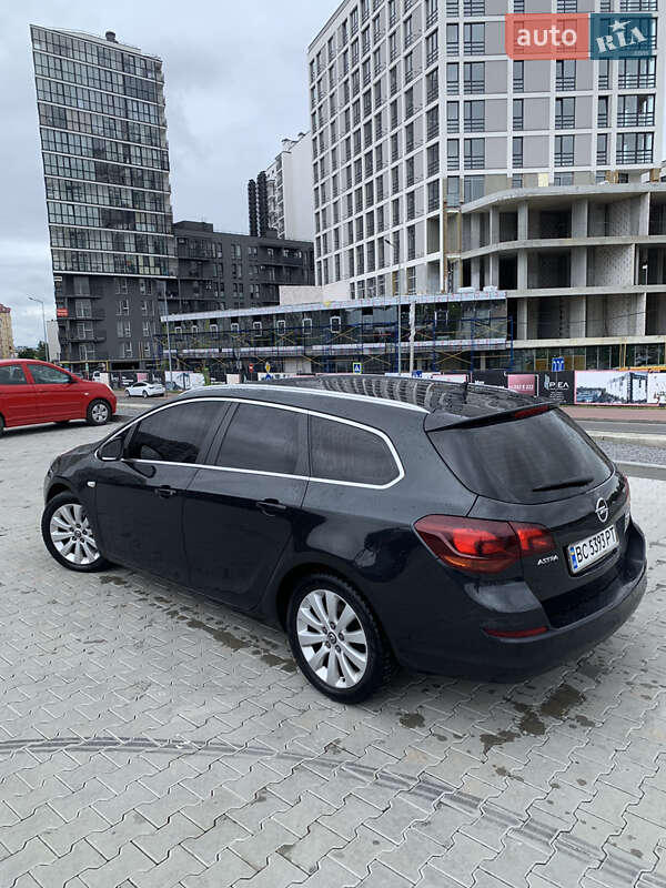Универсал Opel Astra 2012 в Львове фото 2 Универсал Opel Astra 2012 в Львове