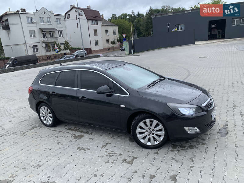 Универсал Opel Astra 2012 в Львове фото 4 Универсал Opel Astra 2012 в Львове
