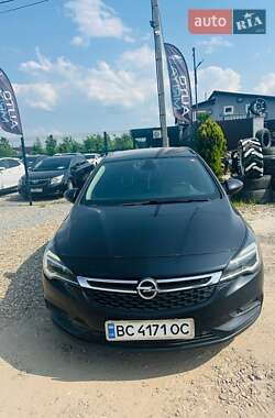 Универсал Opel Astra 2017 в Львове