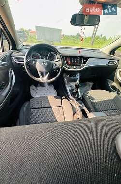 Универсал Opel Astra 2017 в 