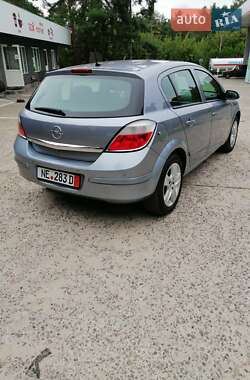 Хэтчбек Opel Astra 2009 в 