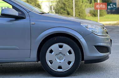 Универсал Opel Astra 2007 в 