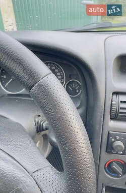 Универсал Opel Astra 2004 в 